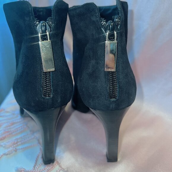 GUCCI BLACK SUEDE ANKLE BOOTS STILETTO SIZE US 6.5 - Picture 2 of 5